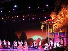 廣西風(fēng)情歌舞秀《錦宴》