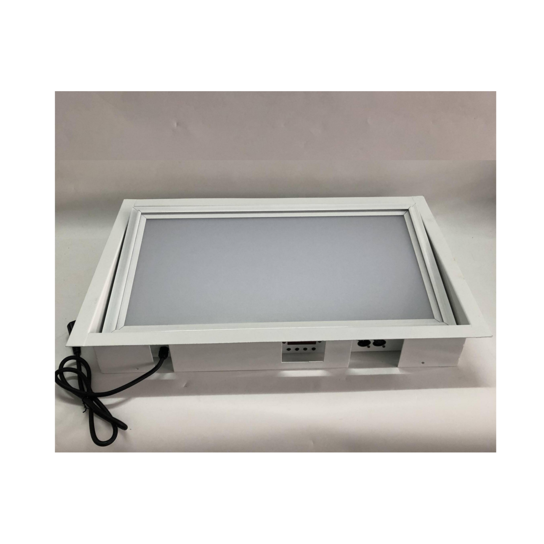 VoiniTeL 嵌入式雙色平板燈